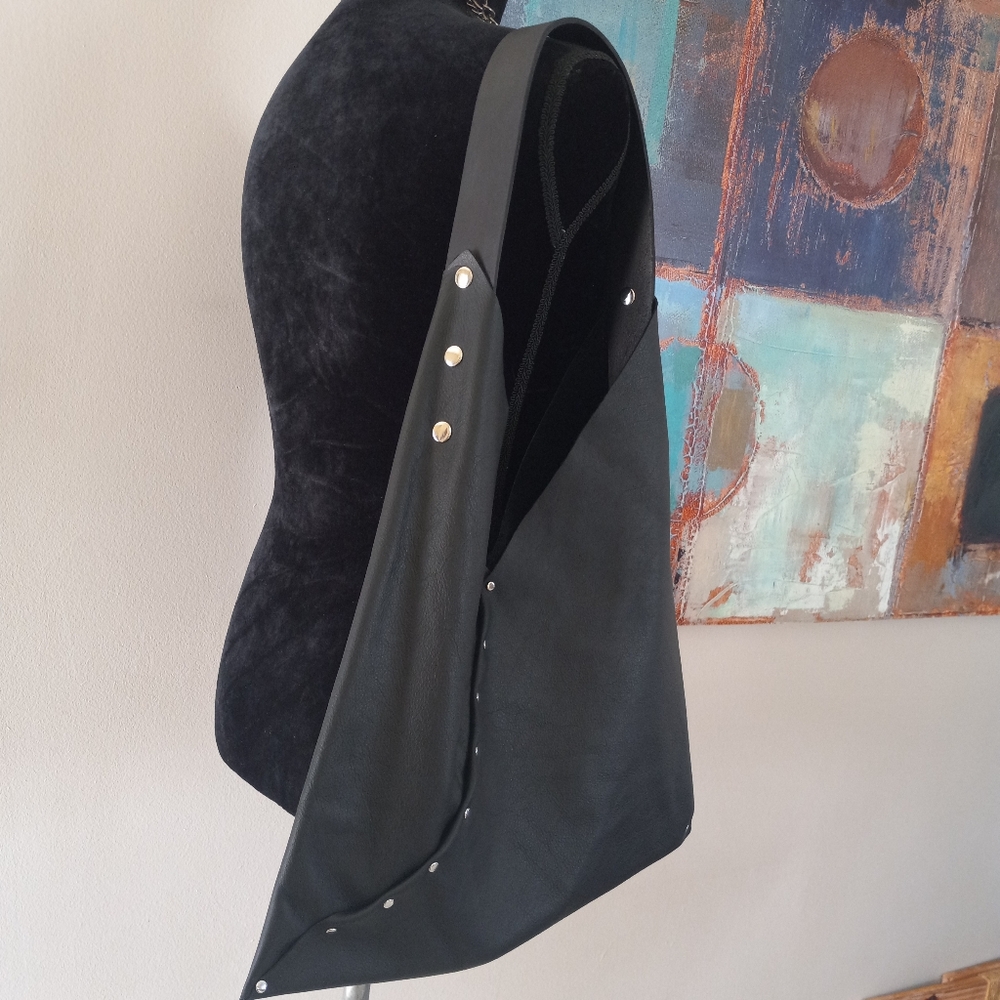 Elegant Womens Black Leather Hobo Bag Handcrafted By J.Monique - Picture 4 of 14